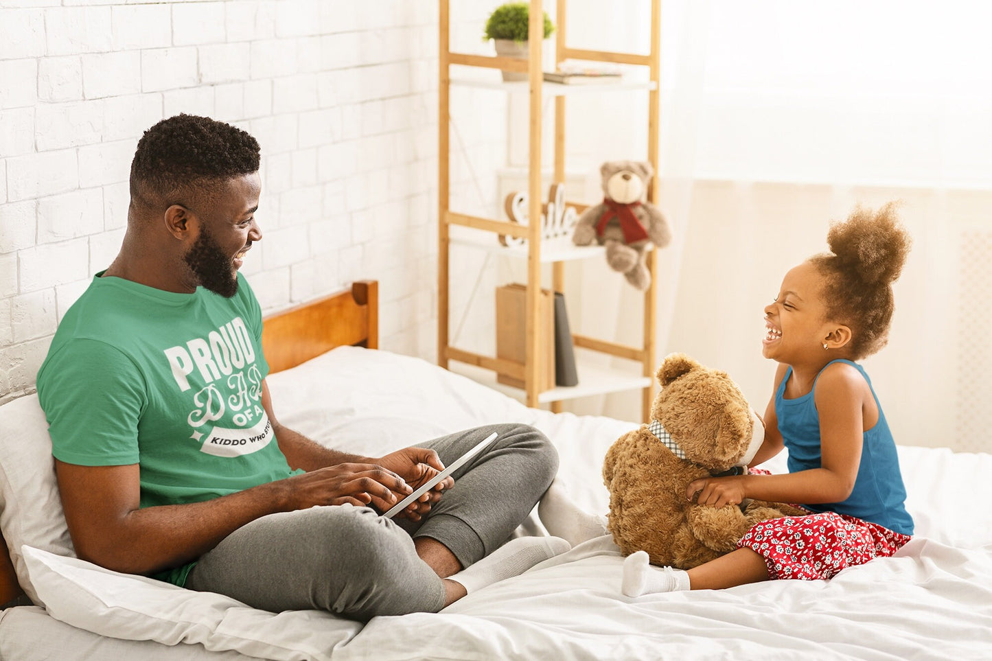 Proud Dad of a Kiddo Who Stutters Father's Day T-Shirt